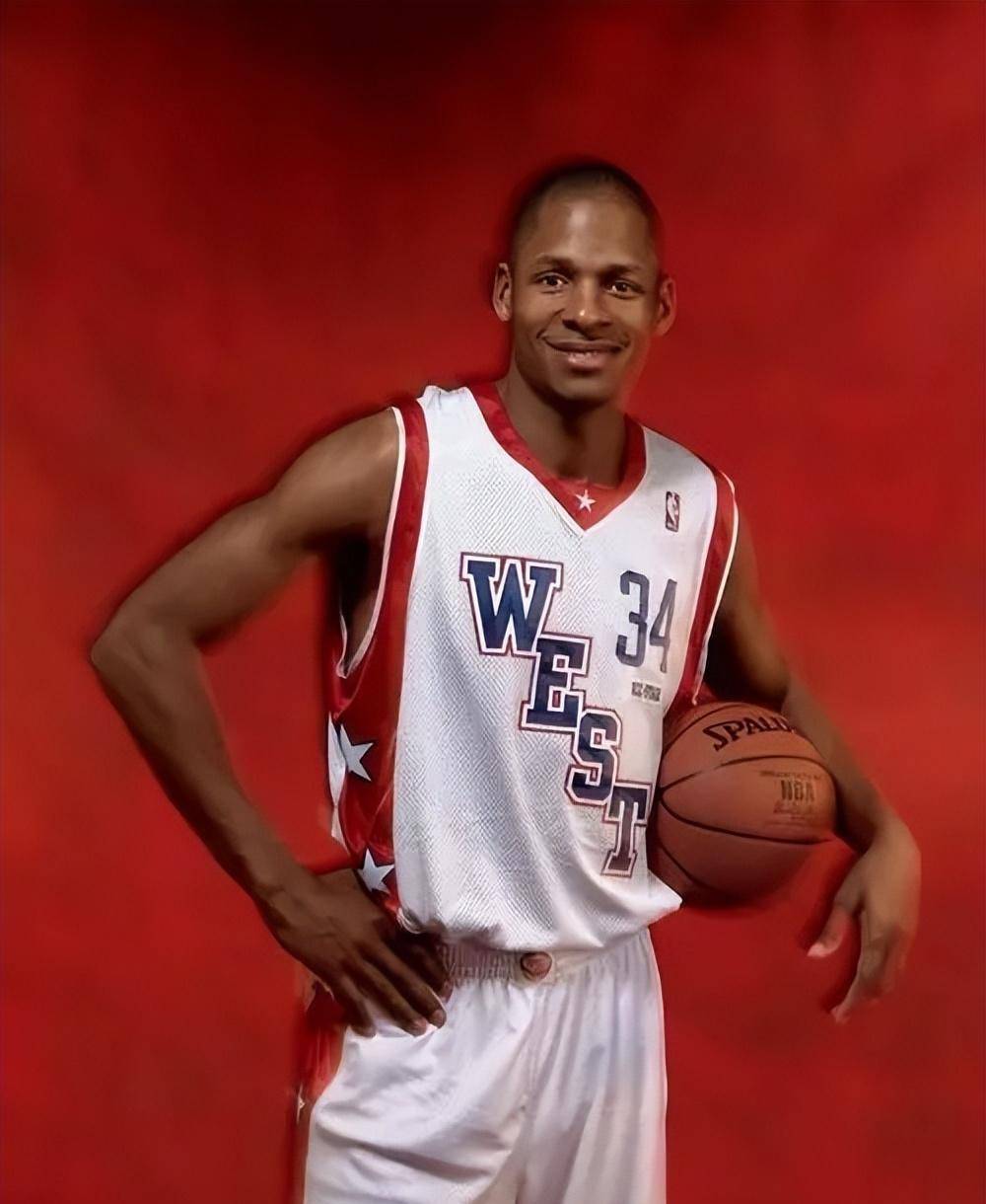 雷·阿伦,一个名字让人们立刻想到的是他在nba历史上的三分球记录