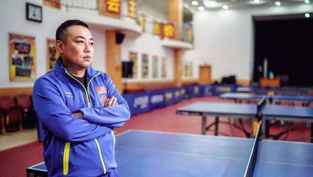 评论区沦陷成大型劝谏现场,满屏置喙_中国乒乓球队_比赛_团队