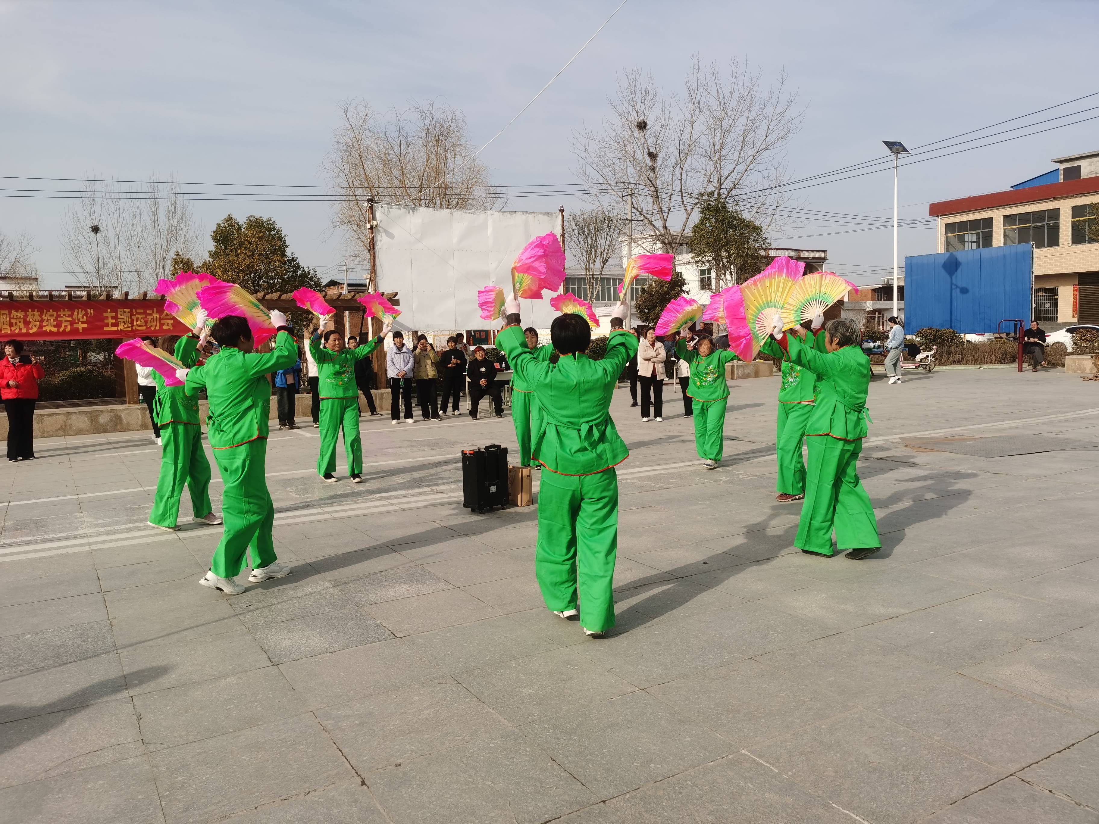 包含河南篮球场广场舞视频的词条 包罗
河南篮球场广场舞视频的词条（包罗河南篮球场广场舞视频的词条是什么?） 篮球