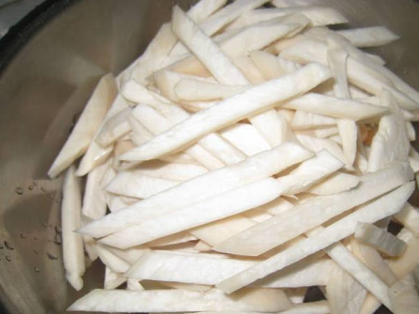 这菜,春季我常做给孩子吃,鲜嫩脆爽,增强体力,孩子多吃不生病_杏鲍菇