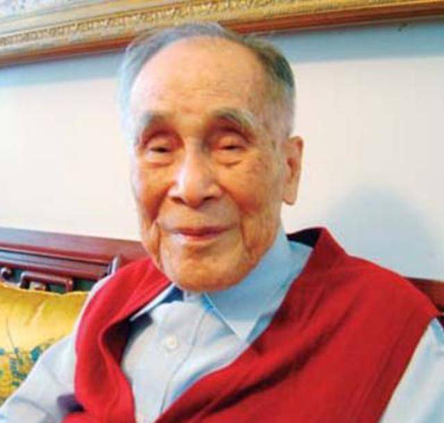 原创97岁老人把1800亿资产都捐给国家不给后代一分钱现鲜有人知