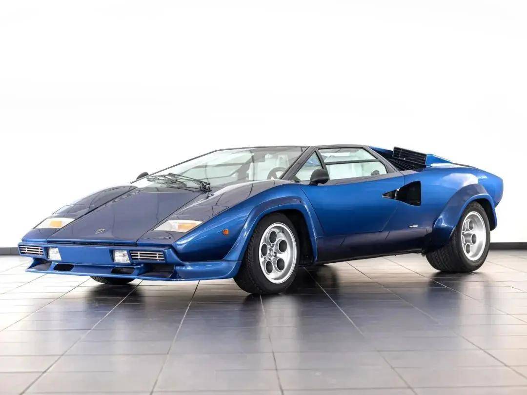 兰博基尼大牛奠定者,楔形超跑鼻祖countach lp400_搜狐汽车_搜狐网