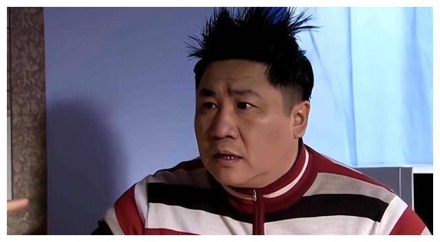 宋晓峰与张中维结拜成兄弟,乡村爱情16上演,山庄情谊燃情.