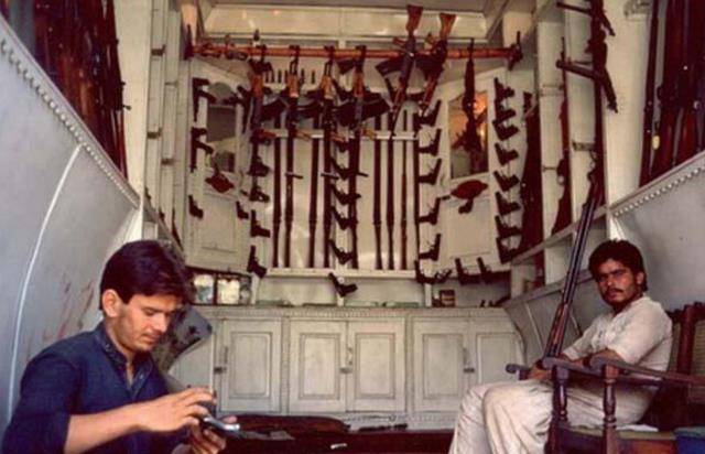 原创亚洲最大黑枪产地提供原型就敢仿造入门级导弹也能仿制