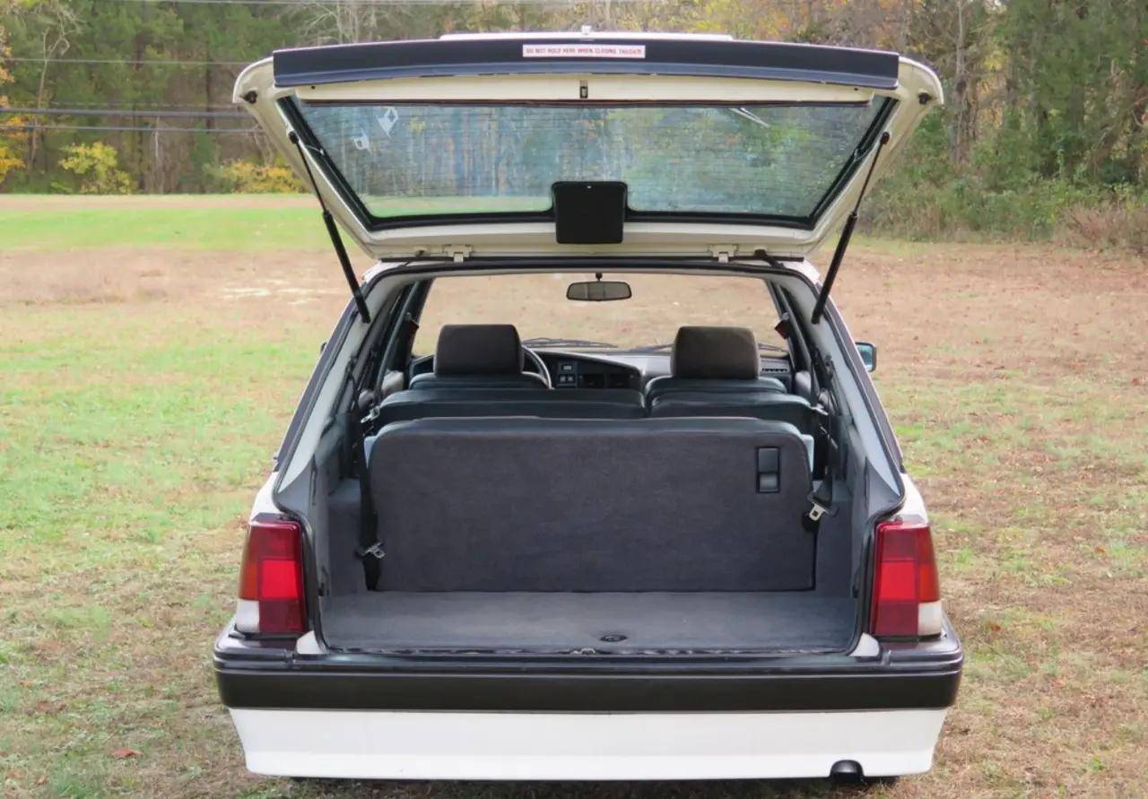 似曾相识的模样,1992年标致505 sw8旅行车