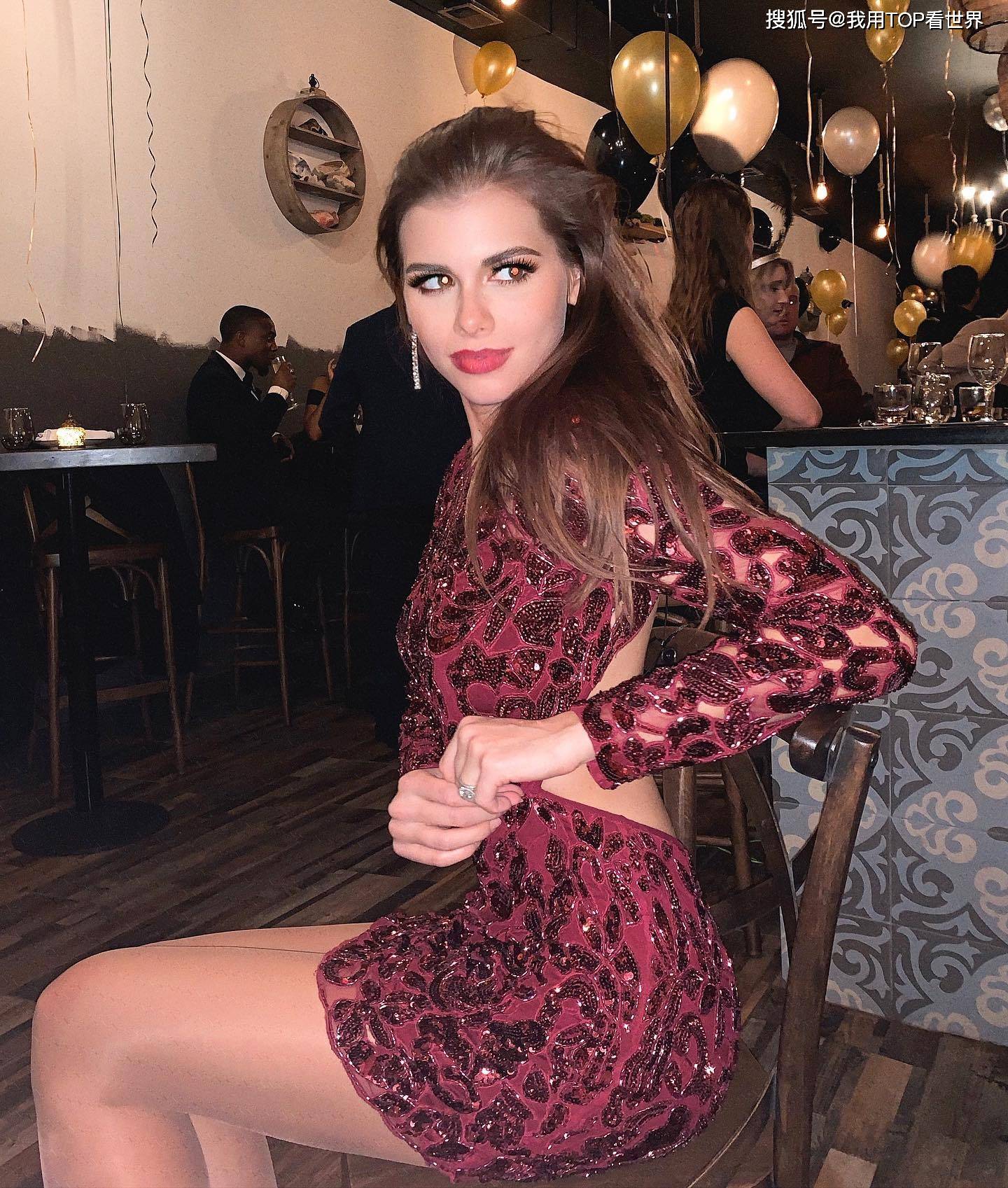 原创网红美女凯瑟琳娜纳利克从选美女皇到时尚宠儿的闪耀登场