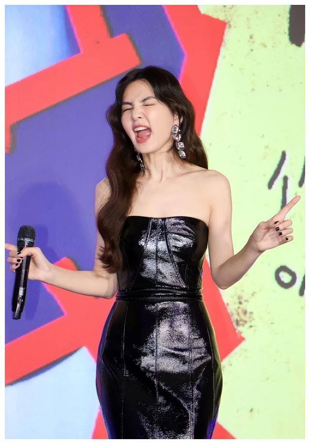 原创ella在家裸体运动儿子意外助攻背刺hebe传闻无奈否定