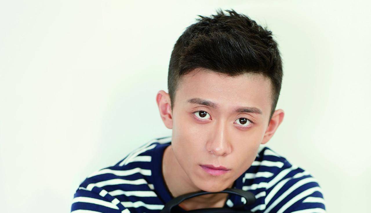 原创从年轻实力戏骨到现在无戏可拍张一山他到底做错了什么