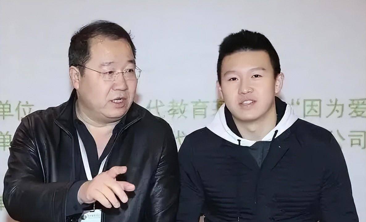 原创英达次子英如镝被网友批啃老一无是处本人霸气回应来了