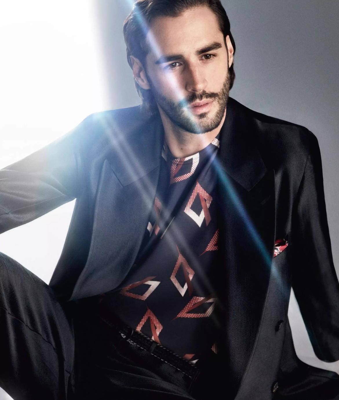 原创奥运冠军靠个性胡子出圈代言giorgioarmani仿佛变了一个人