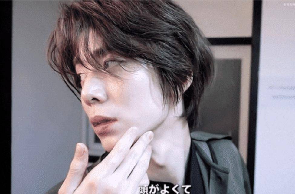 原创最适合长发的男爱豆崔杋圭像美少年而最毫无违和感的是尹净汉