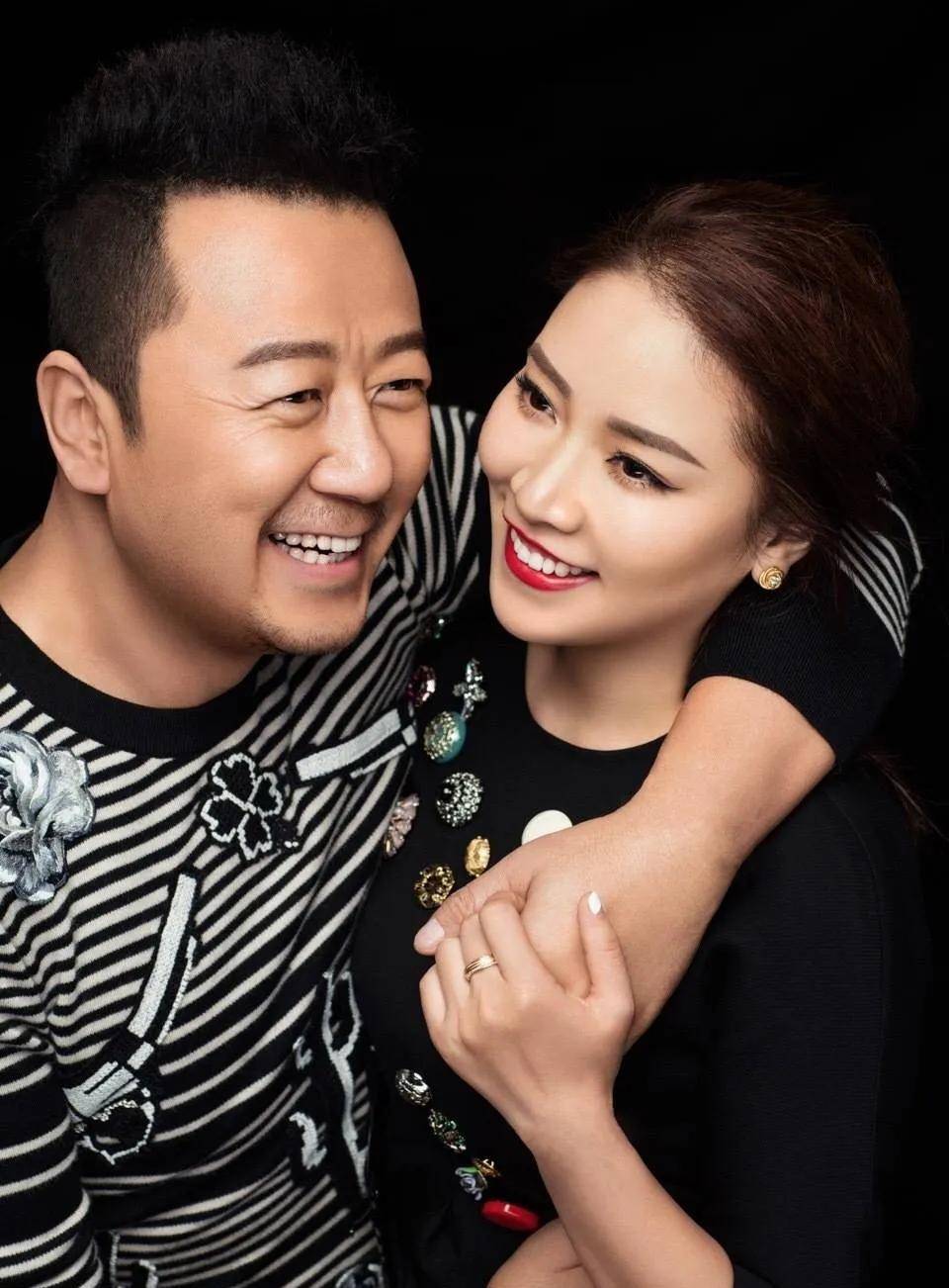 原创演员郭涛去重庆拍戏时拍来一个老婆结婚16年生两子