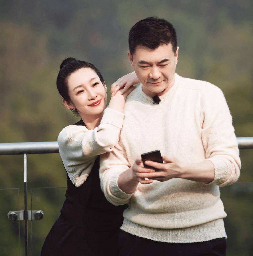 原创秦海璐被相恋4年的李厚霖分手36岁嫁二婚的王新军后苦尽甘来
