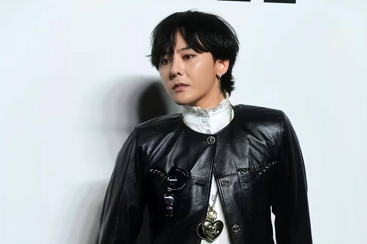 并在2022年韩国小姐选美比赛中获得了韩国小姐冠军,权志龙于2006年8月