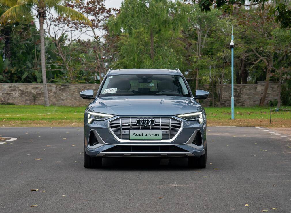 奥迪e-tron大规模召回,电池存在起火风险_搜狐汽车_搜狐网