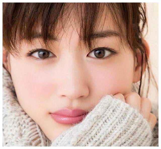 绫濑遥_时尚_角色