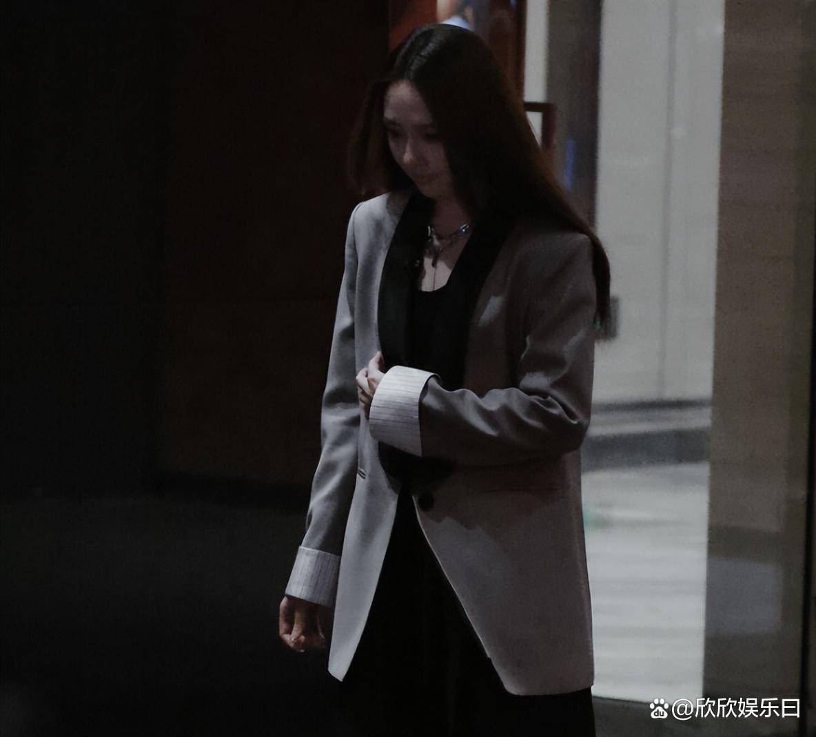 原创长沙这夜40岁的郭碧婷给内娱白幼瘦的畸形审美好好上了一课