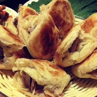 赤峰对夹:从红山大地走向世界_连凤平_熏肉_手艺