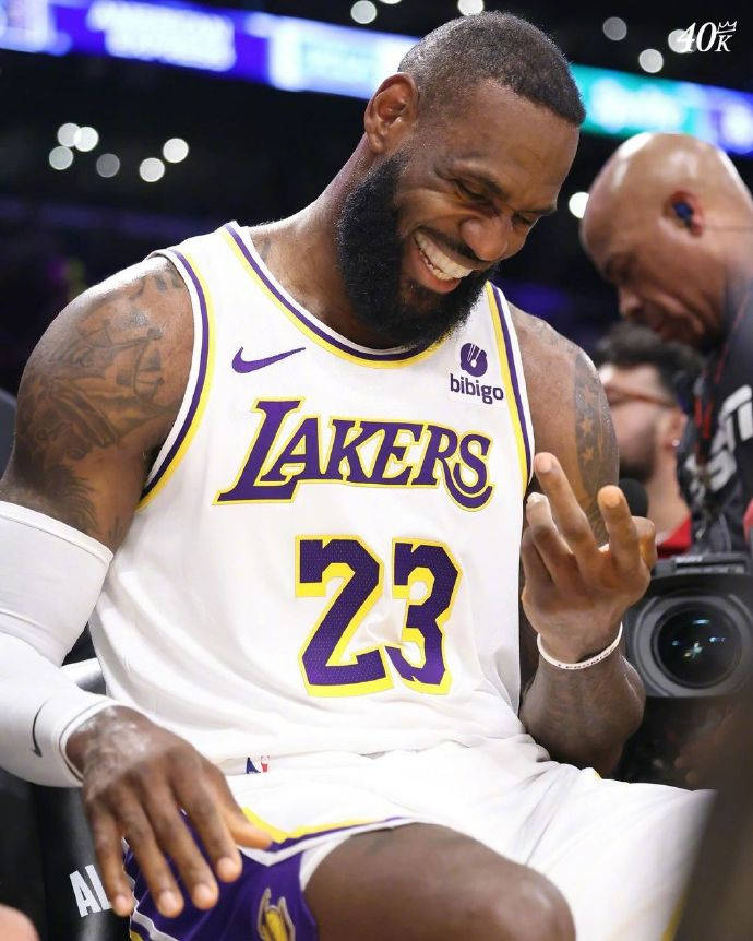 原创kd45分输球无库勇打不过垫底终于知道詹姆斯队友比库杜强多少了