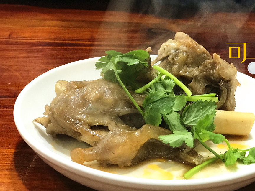 周末游玉环市东沙渔岛,温岭吃一顿羊骨头,羊杂面,两个人共46元_渔村