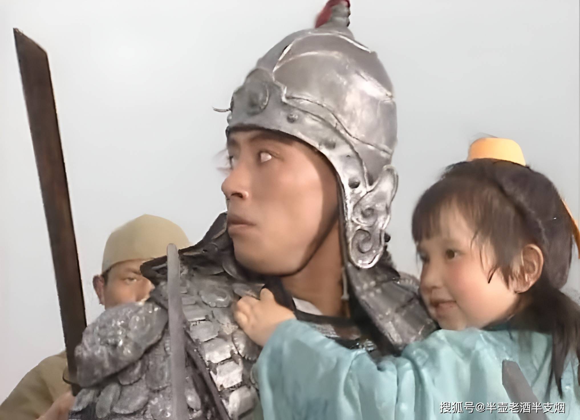 原创关羽留在曹营不去找刘备赵云抱着阿斗投降曹操给