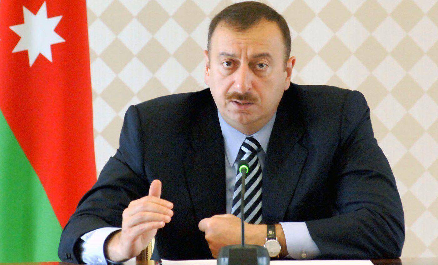 原创全球仅有的夫妻总统国家一个靠国际援助一个至今分裂动荡