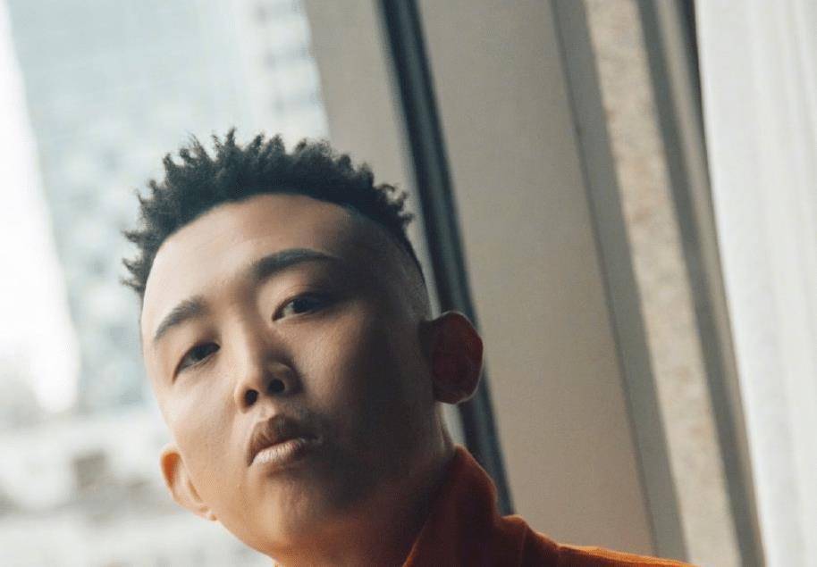 原创原创嘻哈歌手gai翻车了私聊女粉丝事件再发酵女方小号发文回应