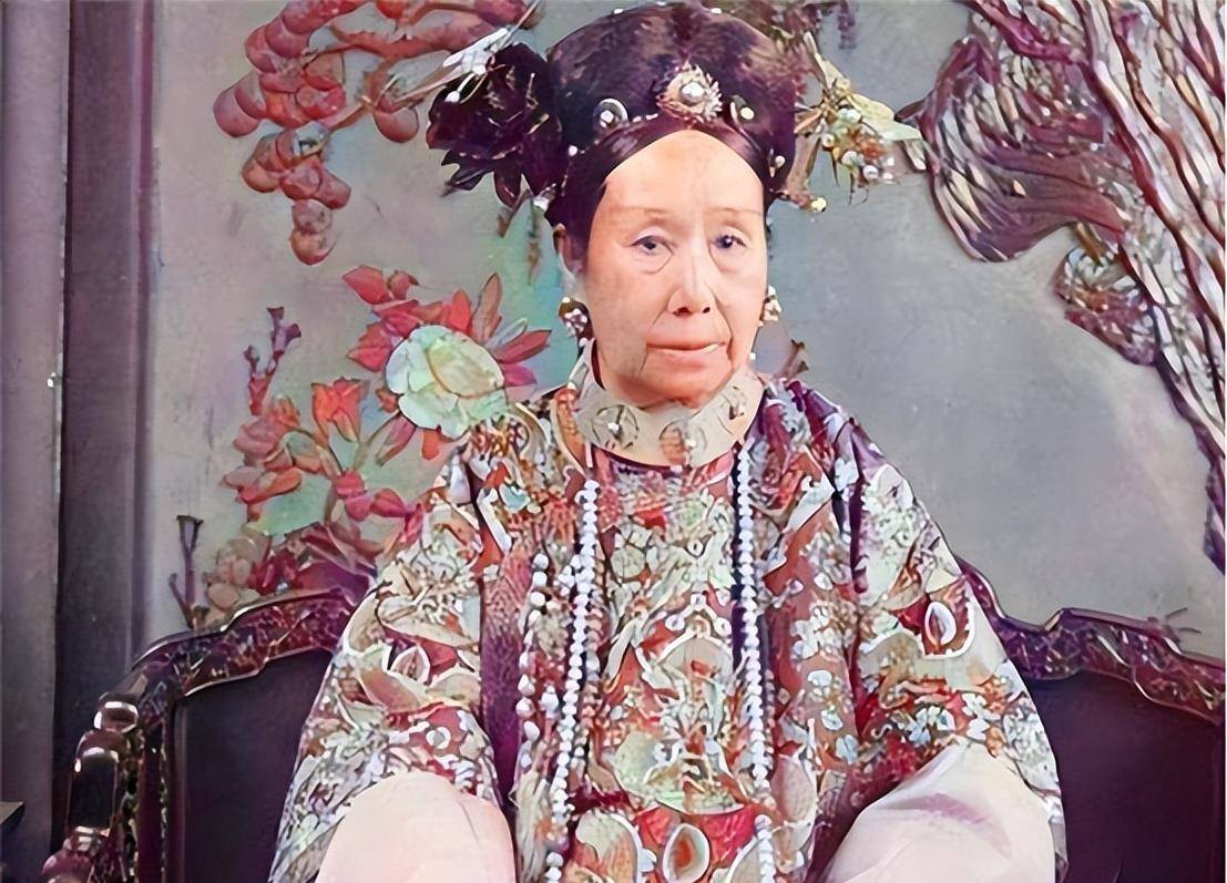 原创隆裕太后生活优裕又没有疾病为何在清帝退位第二年就去世了