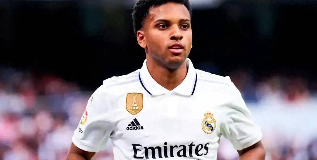 原创巴西新星罗德里戈从贫民窟到皇家马德里的奢华飞跃