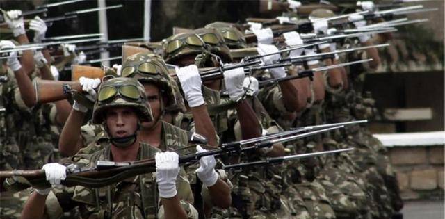 原创刺刀为啥不能磨得太锋利老兵刺刀越锋利自己死得越快