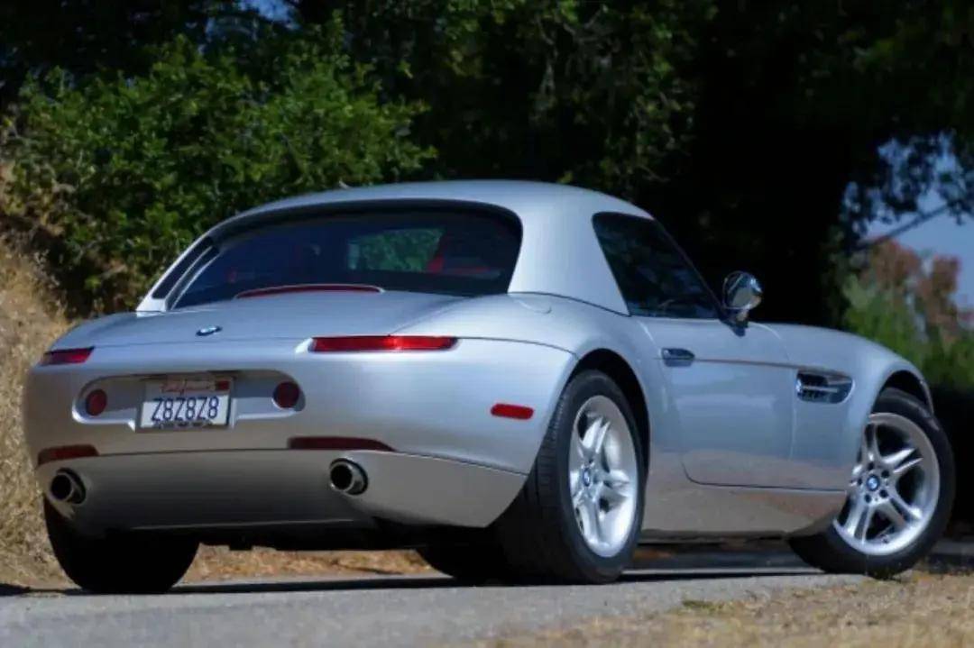 来自2001年的低里程宝马z8即将拍卖!_搜狐汽车_搜狐网