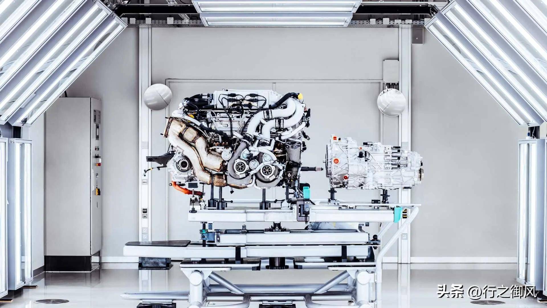 暴力美学:布加迪四涡轮w16发动机_搜狐汽车_搜狐网