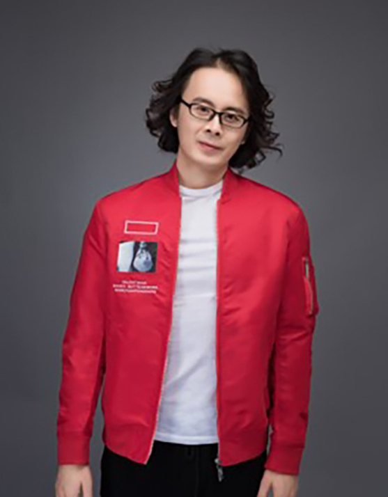 2024年4月11日,当年以一曲《丁香花》唱红的歌手唐磊,在其个人社交