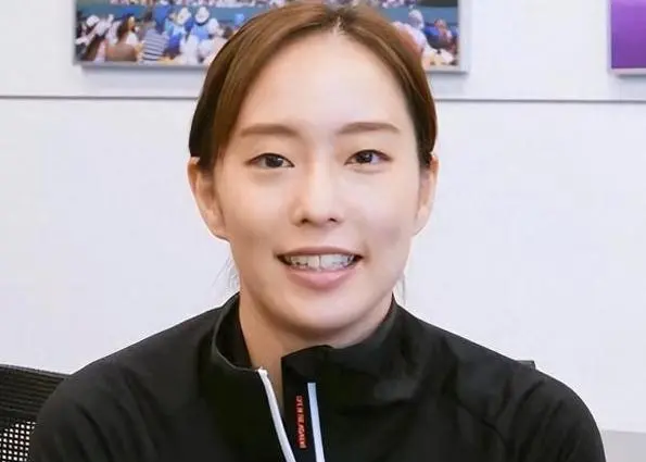 日本女乒名将:中国女乒很厉害,但达到世界级统治力的只有两人_张怡宁