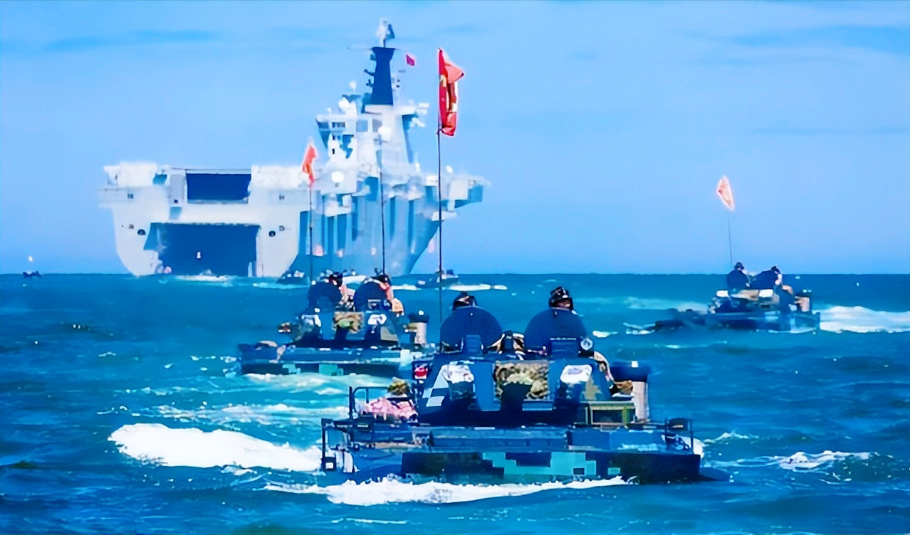 原创抢先福建舰辽宁舰完成升级搭载着歼35战机奔向黄海