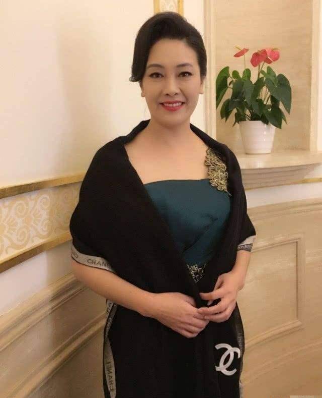 贾妮_申军谊_感情