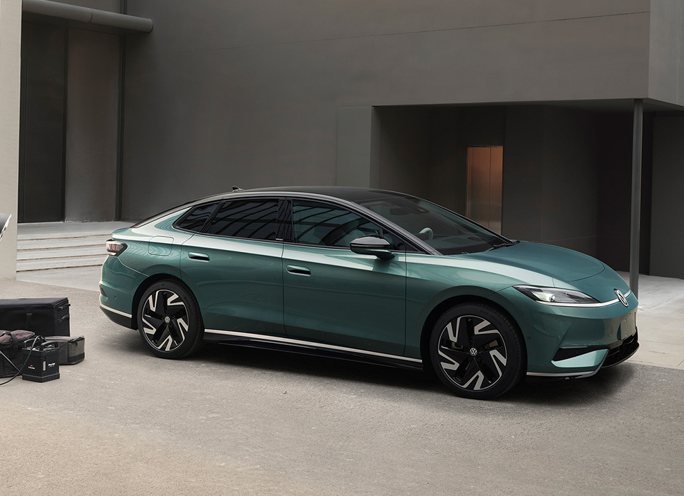 大众的全新"电动版帕萨特",5米多长,20英寸轮毂,预计8月上市_搜狐汽车