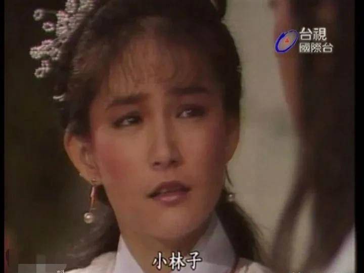 原创10版岳灵珊颜值对比谁有实力成令狐冲最爱谁颜值不够凑数