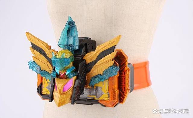 原创假面骑士白金歌查德官方剧照全身图公开颜值顶尖的帅气皮套