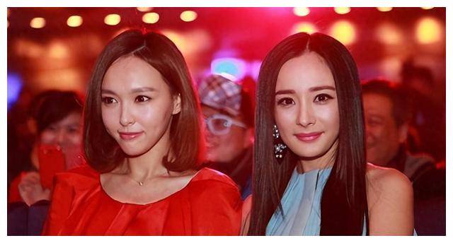 37岁杨幂和40岁唐嫣亮相巴黎,有人颜值昙花一现,有人越老越年轻