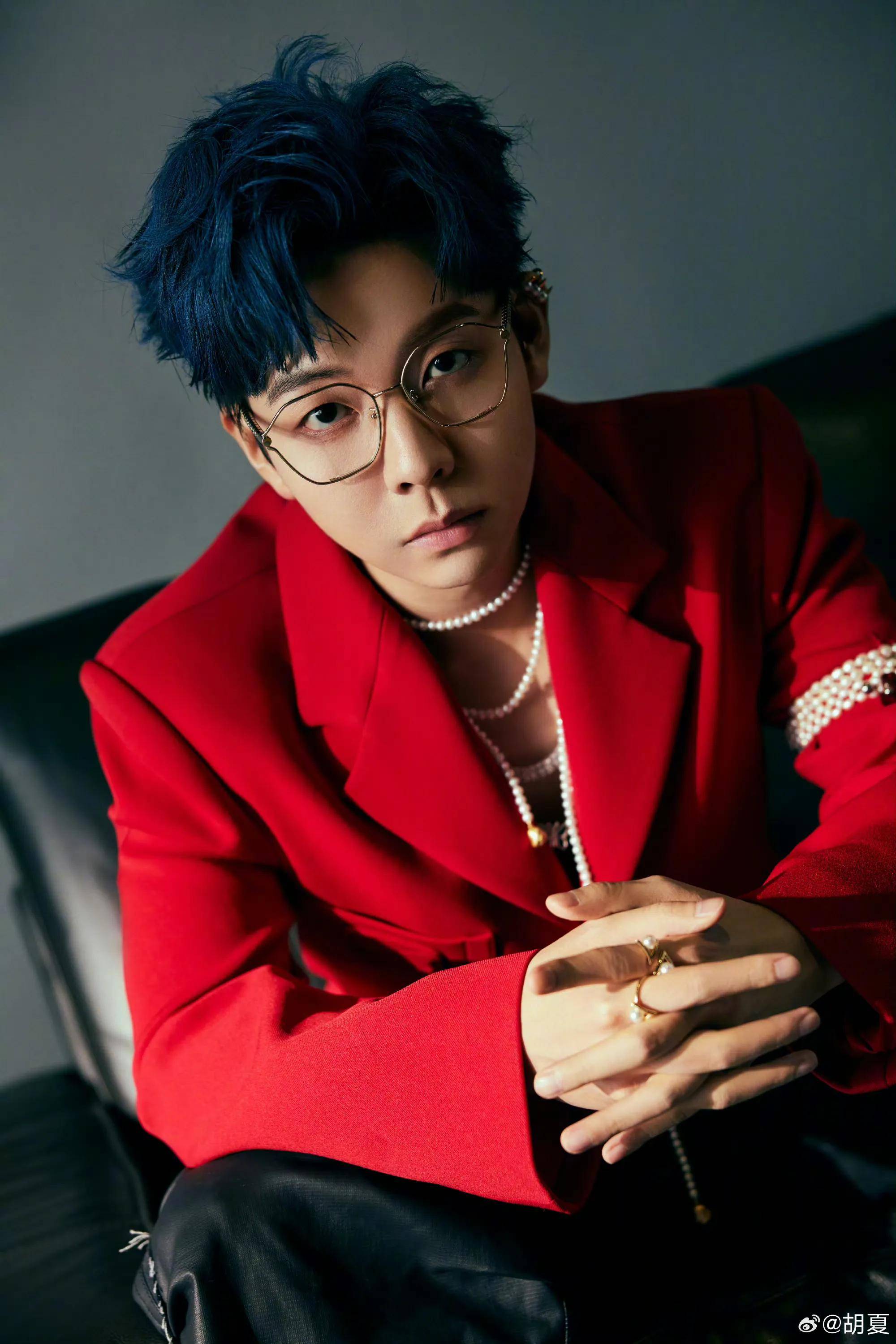 金晨胡夏疑分手!