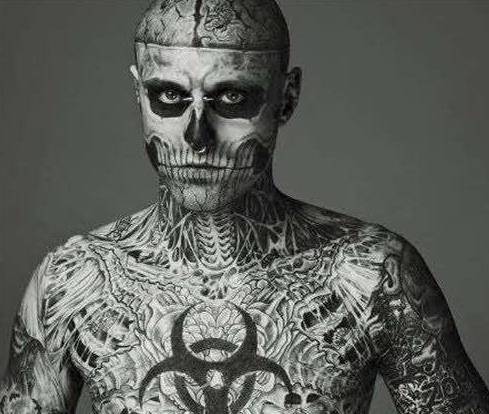 但是瑞克的父母却不赞同他的所作所为,他们认为纹身干扰了瑞克原本