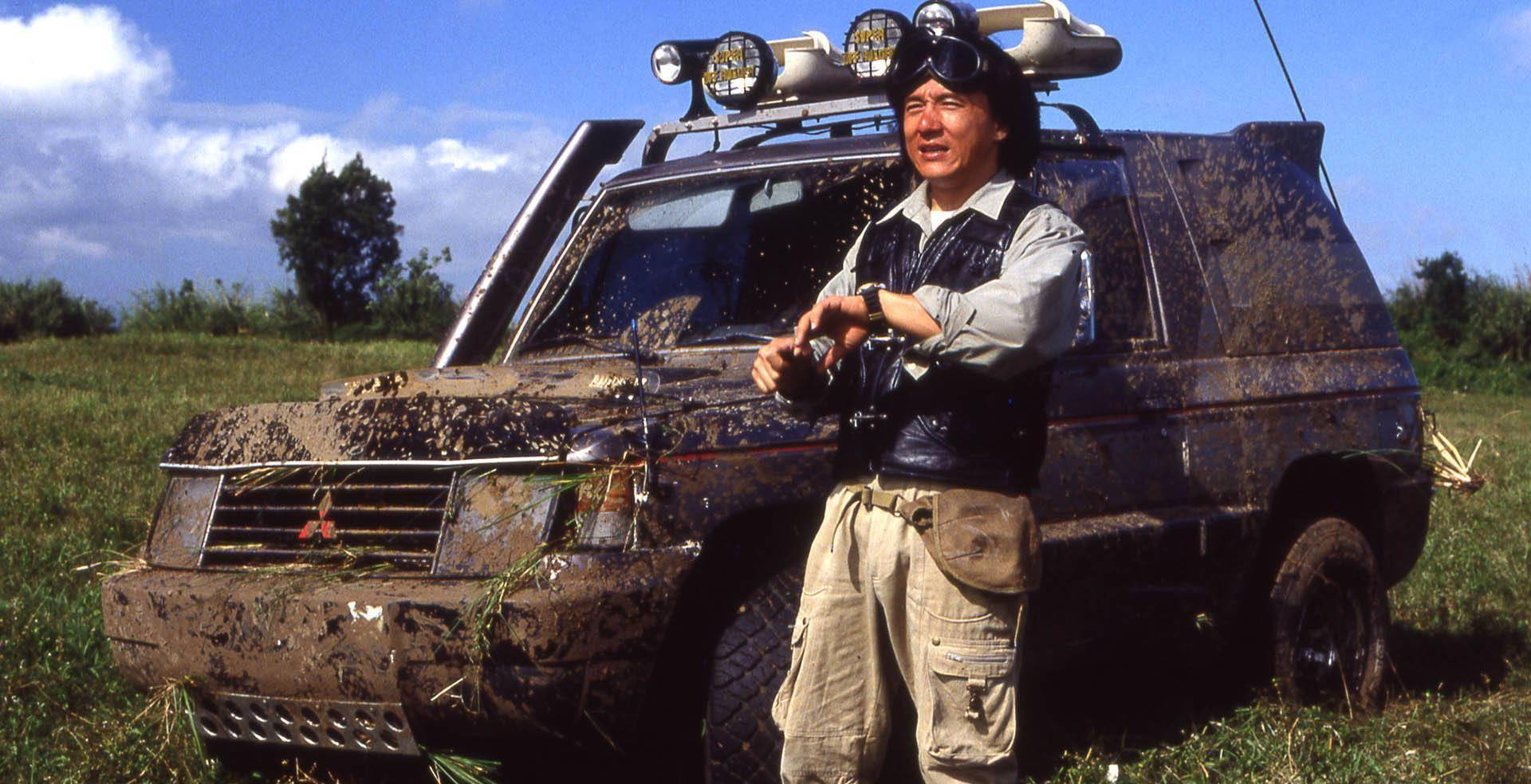 这部电影讲述的是:上流社会某位身份尊贵的伯爵,他为了寻找《圣经》上