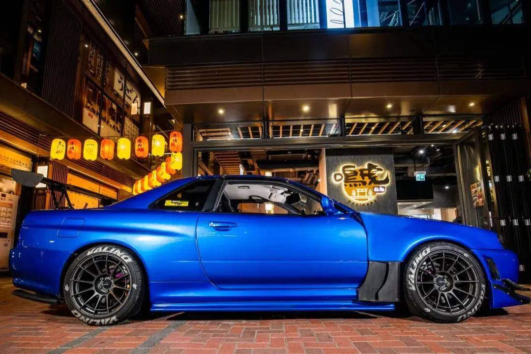 日产skyline gt-r r34 vspec ii 2001:"战神"有价_搜狐汽车_搜狐网