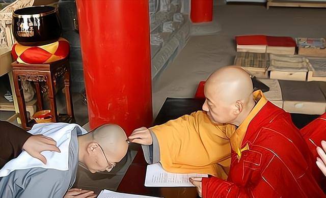 "尼姑"释智定:住4000万豪宅,与两个和尚结婚,把寺庙当摇钱树_师父