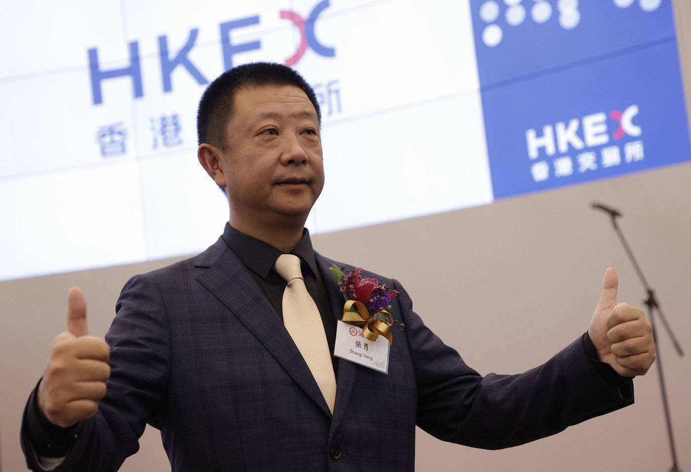 原创除了张磊之外火锅大王张勇也移民新加坡身家一度超过了千亿