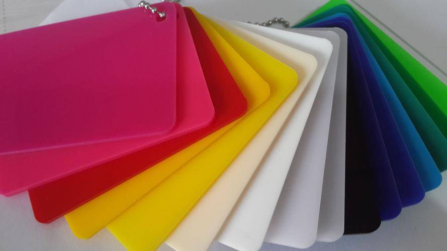 pc板和亚克力板哪个好?_应用_性能_进行