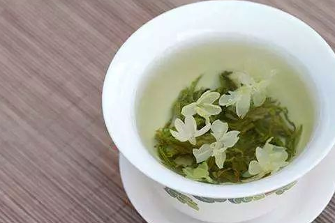 过年吃多不消化教你四招消食健胃茶来帮忙