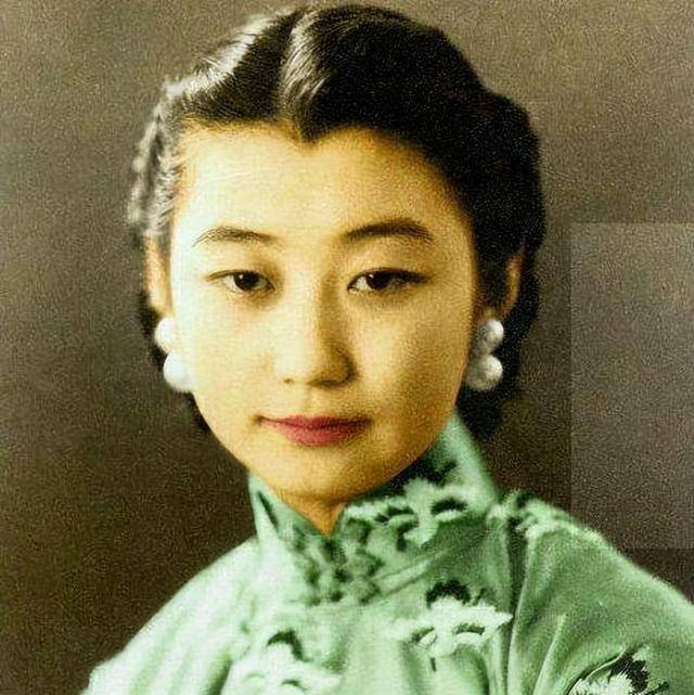 原创晚清最美格格她是孟小冬闺蜜暗恋溥仪终生未婚吃饺子噎死