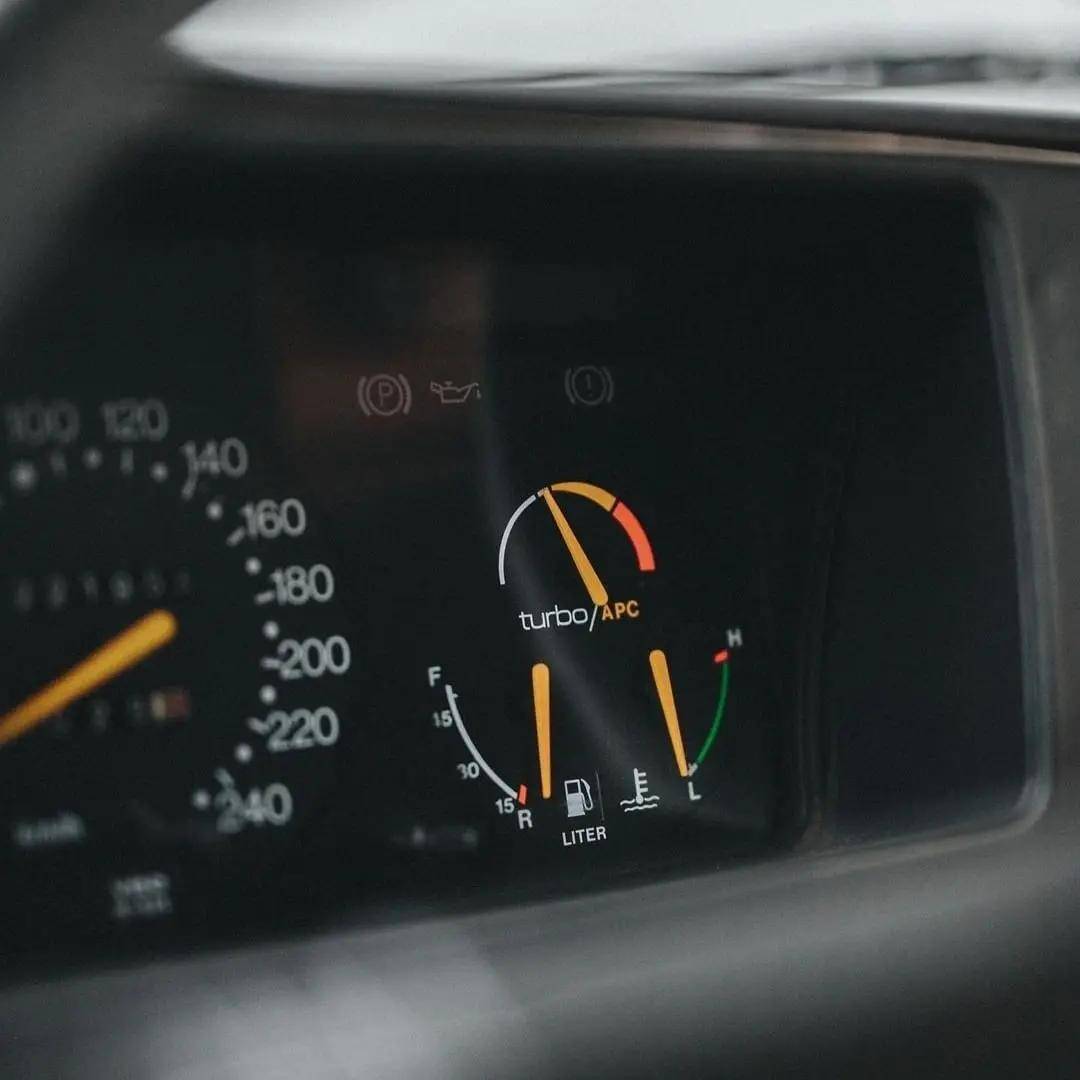 saab 900 最受建筑师和设计师喜爱的车_搜狐汽车_搜狐网
